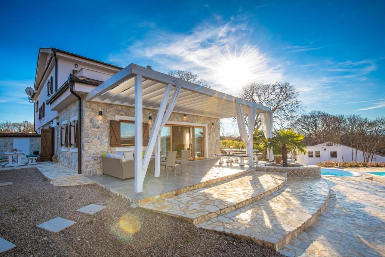 Villa Laura Vrh  Zewnętrze zdjęcie