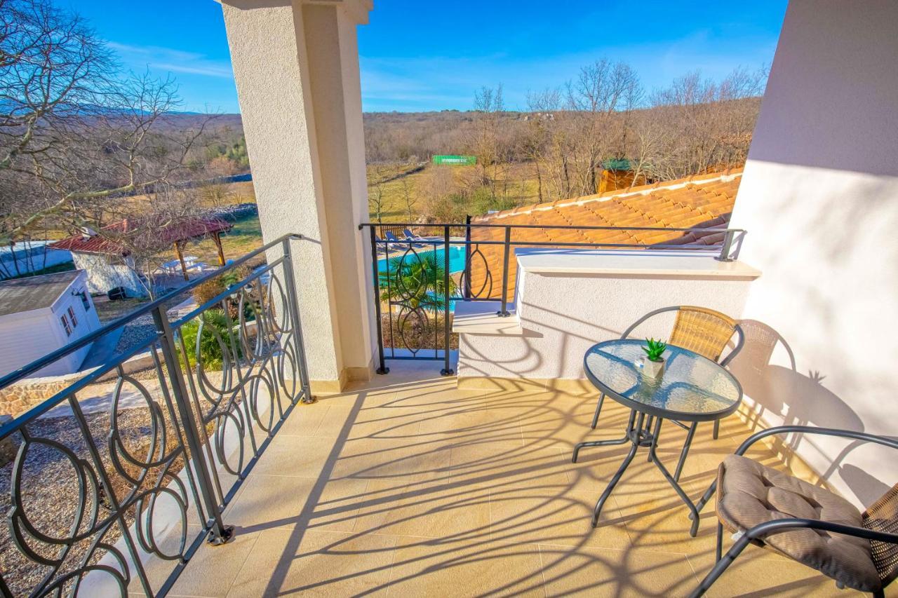 Villa Laura Vrh  Zewnętrze zdjęcie